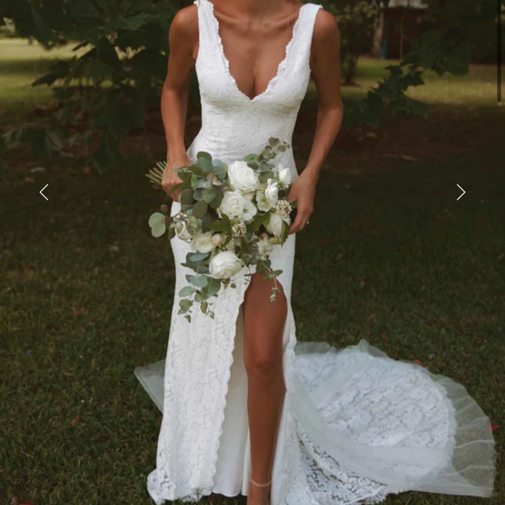 Lumi Grace Love Lace Dress